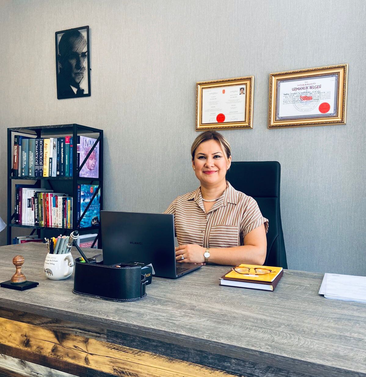 Elif Esen Özdemir-0