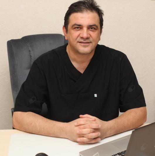 Armin Müştak-0