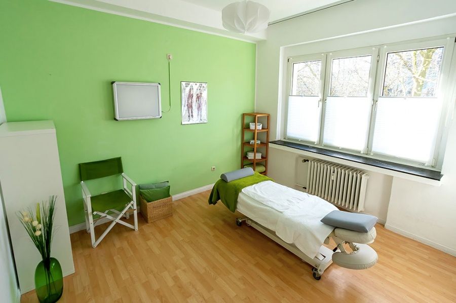 Physio Am Ring / Ahmed Schmidt-2
