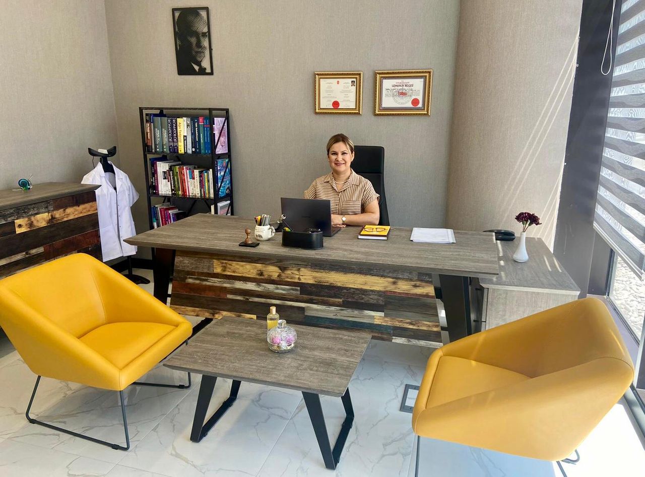 Elif Esen Özdemir-1