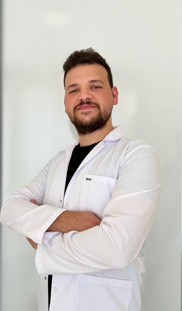 Emre Adam-0