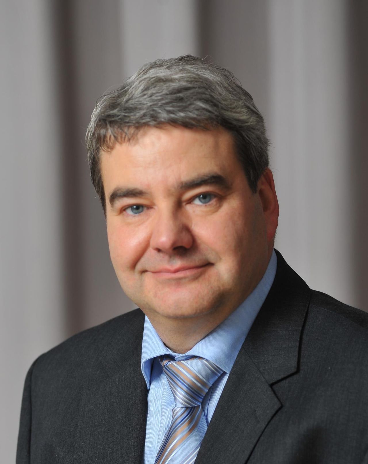 Alexander Moegelin-0