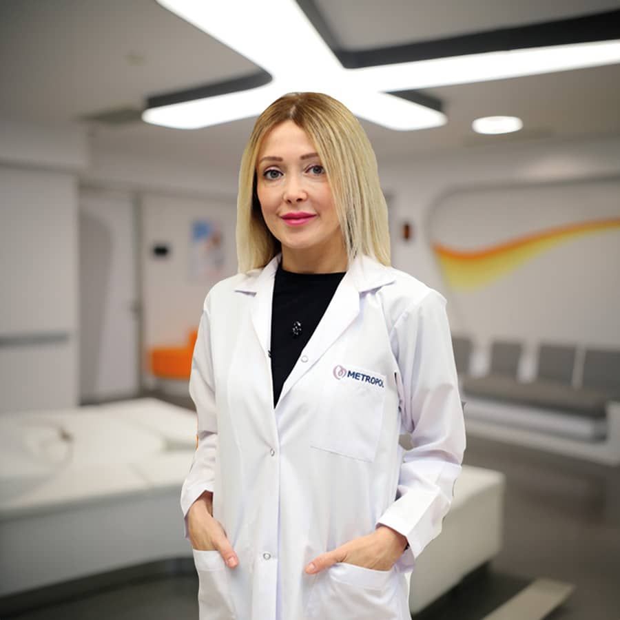Pelin Çelemler-1