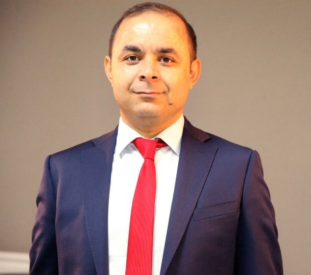 Özcan Kara-0