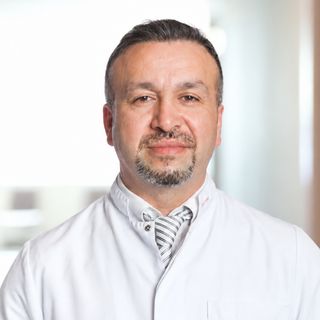 Harun Çöloğlu, Plastik Rekonstrüktif Ve Estetik Cerrahi İstanbul