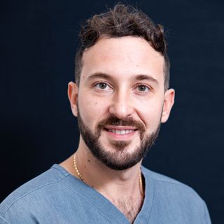 Ingrandire l'immagine: Mario Giulio Pompeo, dentista Roma