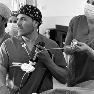 Acercar imagen: G. Oliver Patrón Román, Digestólogo Portocristo