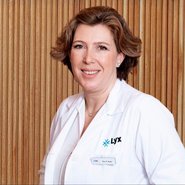 Esther Rubio González, Nefrólogo Madrid