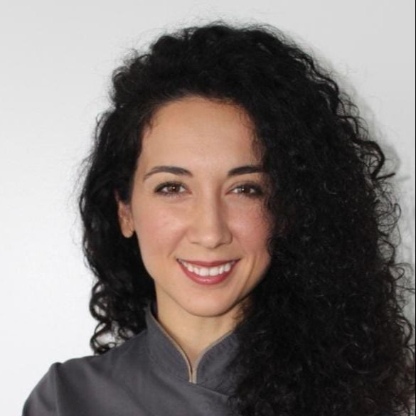 Denisa Dervishi, dentista Monza