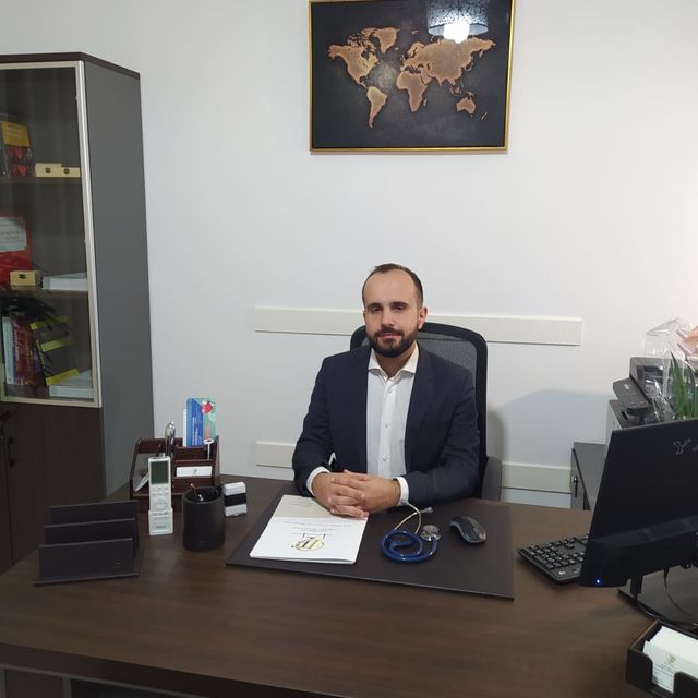 Francesco Fiore, internista Acerra