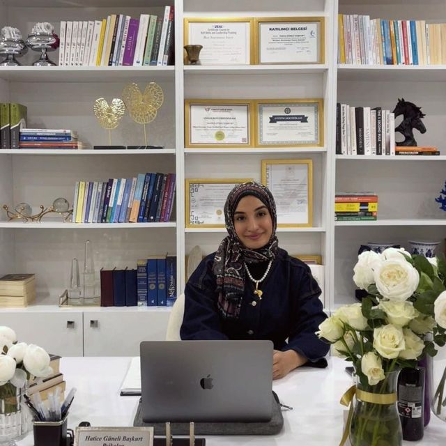 Hatice Güneli Başkurt, Psikoloji Bursa