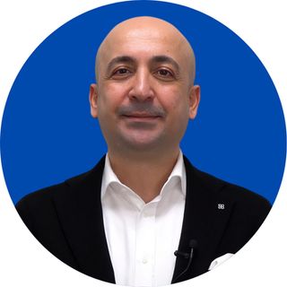 Resmi büyüt: Özgür Akşan, Beyin Ve Sinir Cerrahisi İzmir