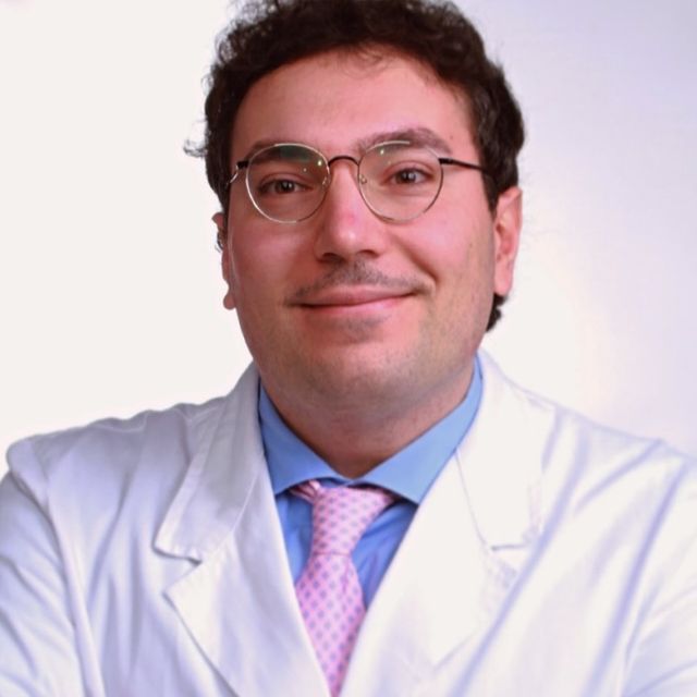 Mario Palumbo, ginecologo Portici