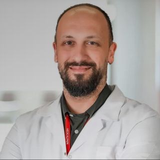 Resmi büyüt: Mert Aker, Kardiyoloji Yenimahalle