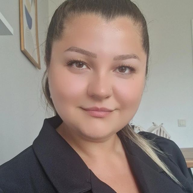 Melda Şentürk, Psikoloji İstanbul