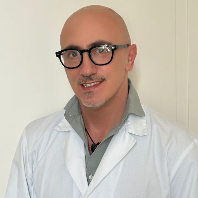 Antonio Chiosi, oculista Napoli