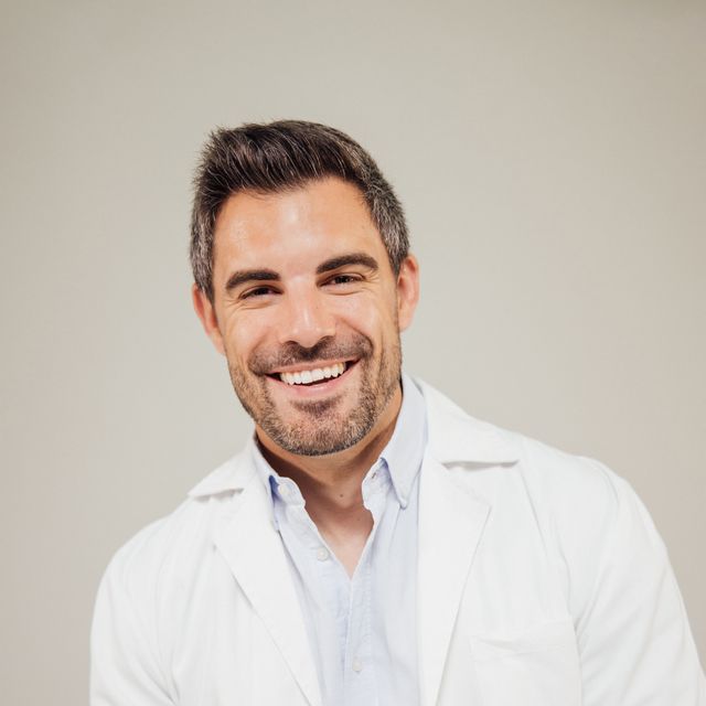 Joel Cuesta Gascón, Médico rehabilitador Madrid