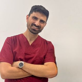 Ingrandire l'immagine: Luca Menna, dermatologo Torre del Greco