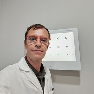 Acercar imagen: Francisco Javier Peregrin Gonzalez, Óptico Málaga