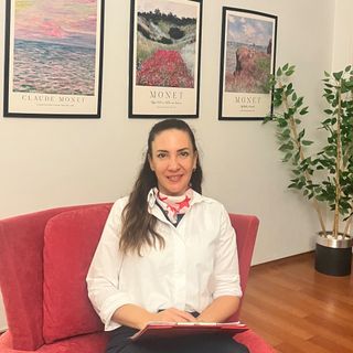 Serra Hacısalihoğlu, Psikoloji Trabzon