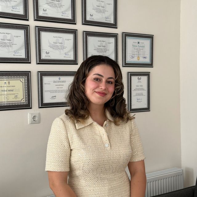 Yıldız Yıldız, Psikoloji Konya