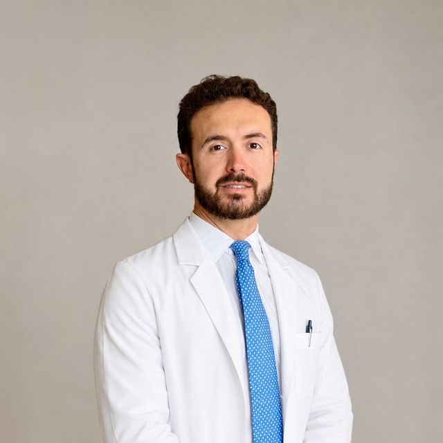 Giacomo Folli, ortopedico Milano