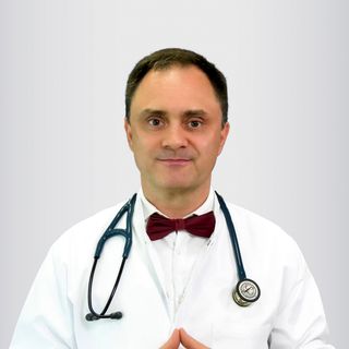 Powiększ obraz: Tomasz Szczepański, internista Wrocław