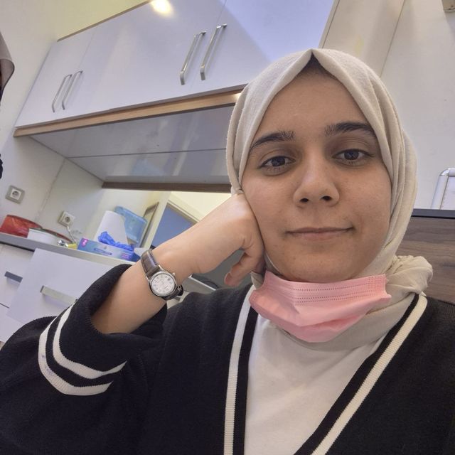 Arzucan Kankaya, Diş Hekimi Şanlıurfa
