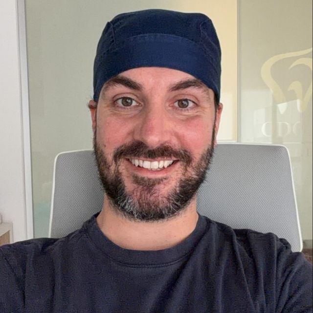 Alberto Ferrari, Dentista Alginet