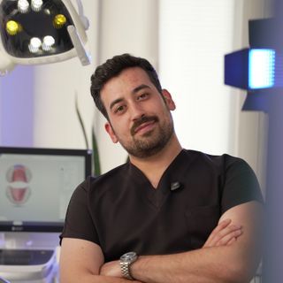 A. Oğuzhan Temizer, Diş Hekimi Mersin