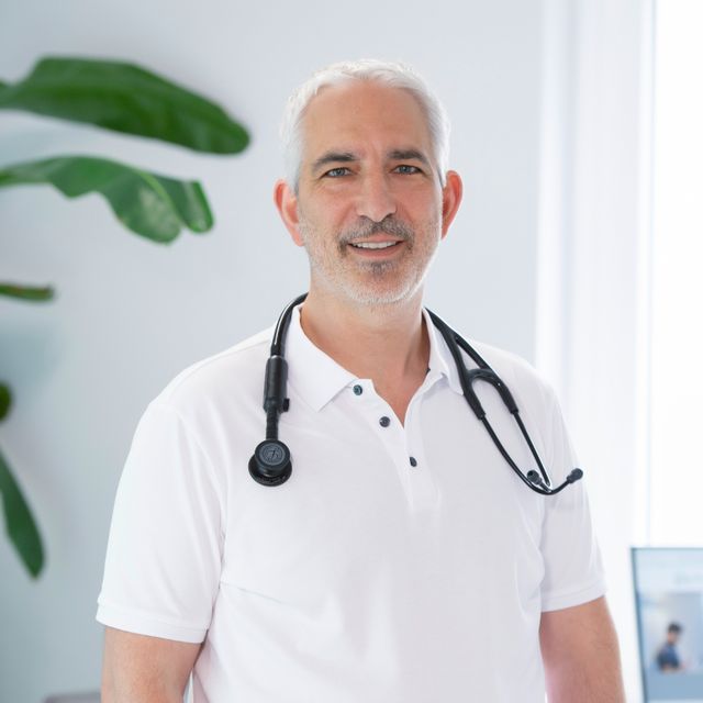 Feraß Al-Dandashi, Allgemeinmediziner Rheine