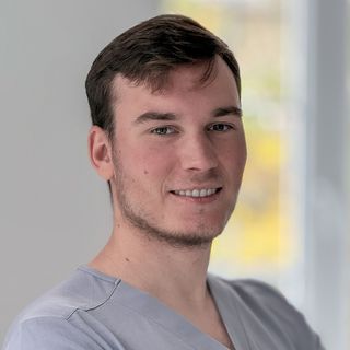 Powiększ obraz: Miłosz Piotrowicz, ortopeda Kościerzyna