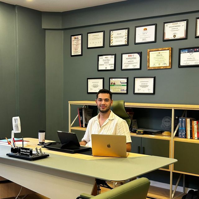 Burakhan Var, Dil ve Konuşma Terapisi Ordu