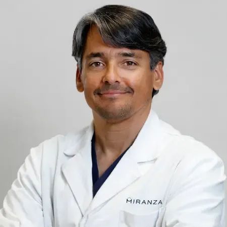 Francisco Lugo Quintas, Oftalmólogo Albacete