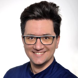 Powiększ obraz: Witold Szawczukiewicz, ortopeda Gdynia