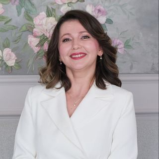 Resmi büyüt: Seda Atay, Dermatoloji Eskişehir