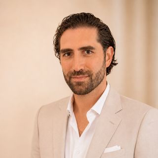 Tobias Heuft, Plastischer & Ästhetischer Chirurg Linz am Rhein