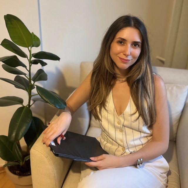 Elif Semiz, Psikoloji İstanbul