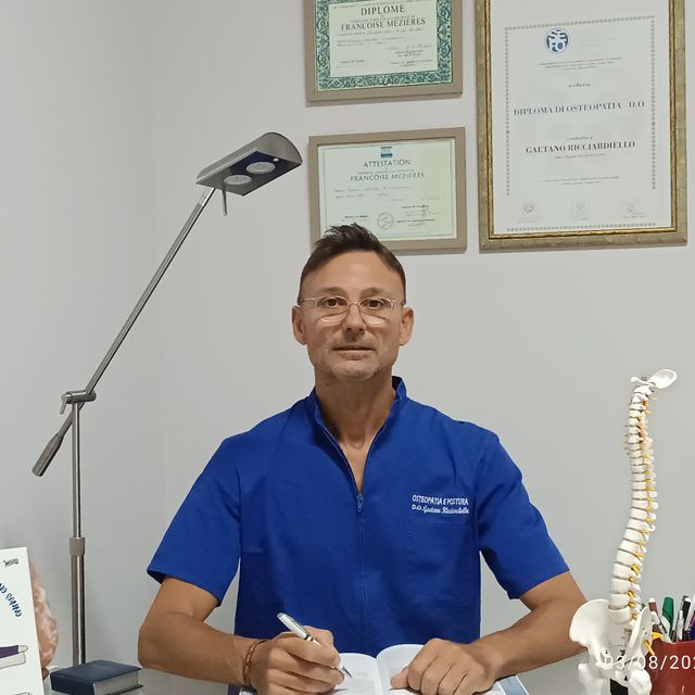 Gaetano Ricciardiello, osteopata Villaricca