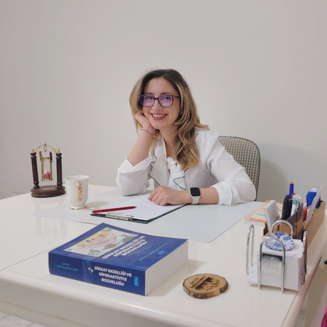 İpek Polat, Psikoloji İstanbul