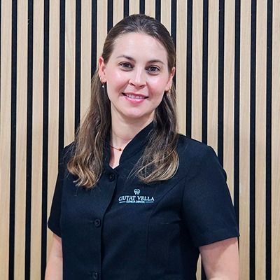 Claudia Prieto Sánchez, Higienista dental Valencia