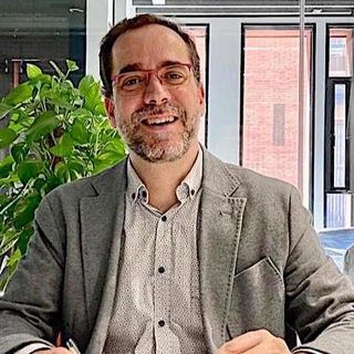 Acercar imagen: Joan Enric Bonastre Mañes, Psicólogo Tarragona