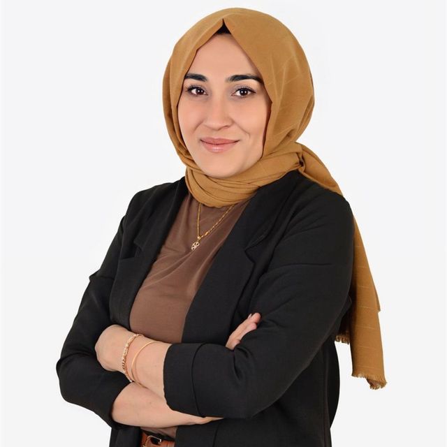 Ayşe Göktaş, Psikoloji Selçuklu