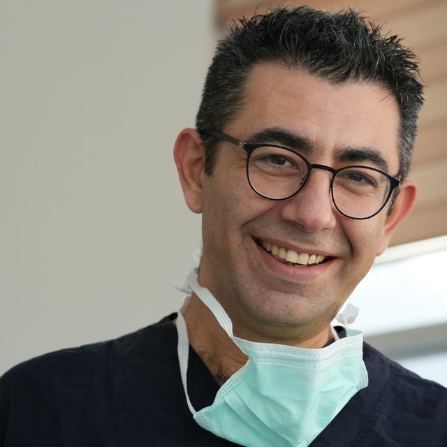Göktekin Tenekeci, Plastik Rekonstrüktif Ve Estetik Cerrahi Yenişehir