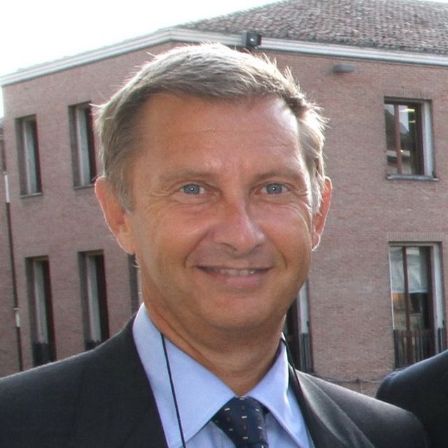 Alberto Farinetti, chirurgo Modena