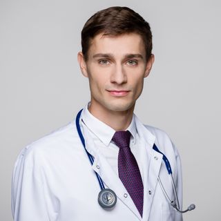 Powiększ obraz: Robert Niewiedziała, lekarz bez specjalizacji Gdynia