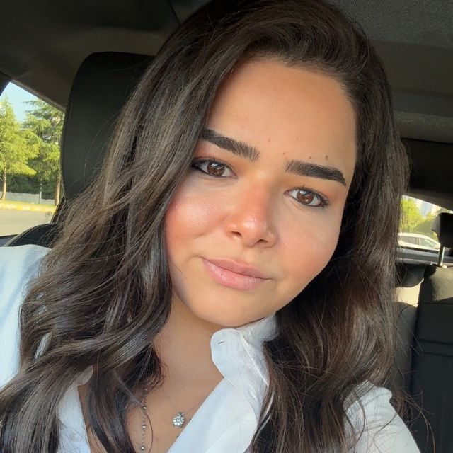 Esra Çelik, Psikoloji İstanbul