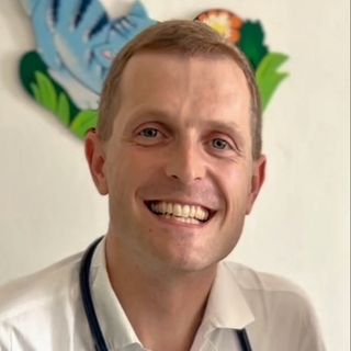 Pavel Kamenický, pediatr Holice