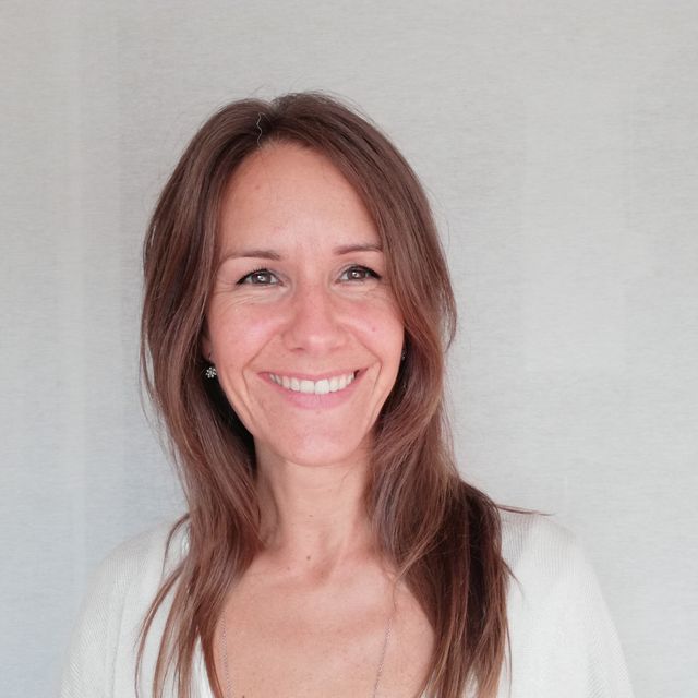 Claudia Militao,  Caxias