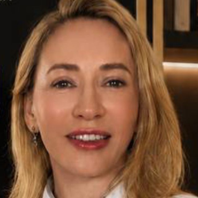 Anna Lasuta Frolova